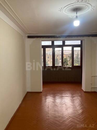 Сдается 2-комн. вторичка 45 м², м. Нефтчиляр, photo 3 from 17