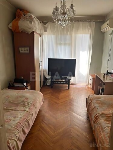 Продаётся 3-комн. вторичка 90 м², м. Азадлыг проспекти, photo 5 from 9