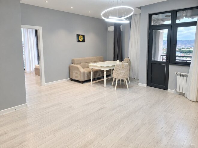 Сдается 3-комн. новостройка 78 м², м. Иншаатчылар, photo 1 from 11