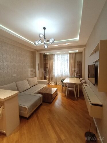 Сдаётся 2-комн. новостройка 70 м², м. Кара Караев, photo 1 from 12