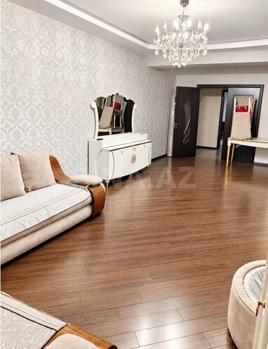 Сдается 3-комн. новостройка 120 м², м. Иншаатчылар, photo 3 from 11