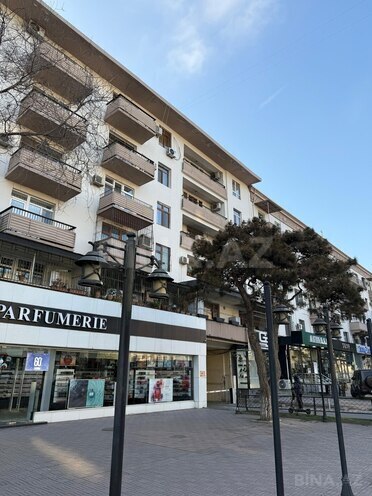 Satılır 2 otaqlı köhnə tikili 45 m², 8 Noyabr m., photo 20 from 29