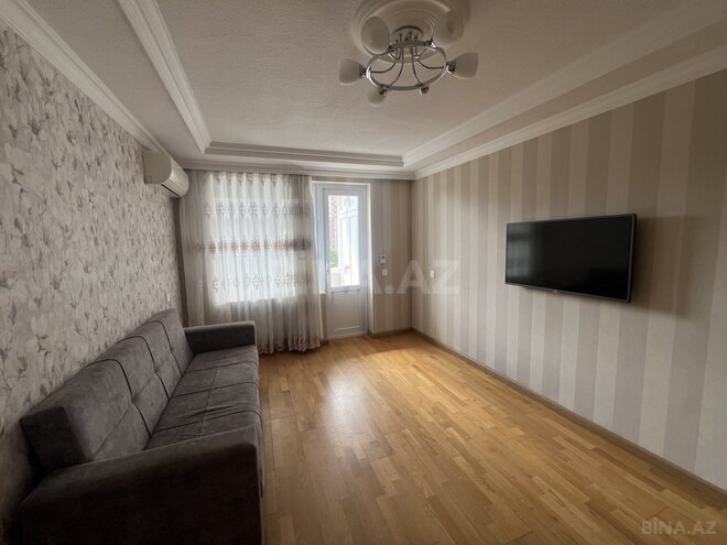 Сдается 2-комн. вторичка 50 м², м. Кара Караев, photo 1 from 16