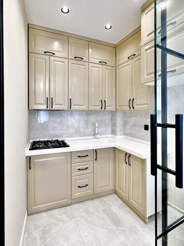 Продается 2-комн. новостройка 70 м², м. Кара Караев, photo 9 from 16