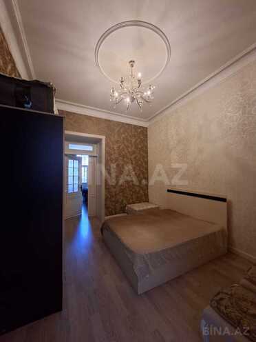 Продается 4-комн. вторичка 85 м², м. Низами, photo 11 from 16