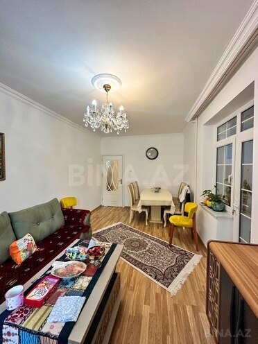 Продаётся 2-комн. вторичка 60 м², м. Халглар Достлугу, photo 3 from 12