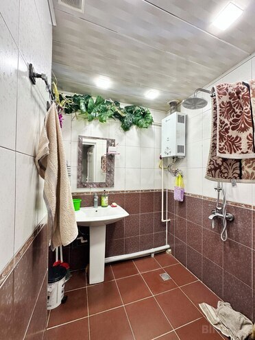 Продаётся 2-комн. вторичка 60 м², м. Халглар Достлугу, photo 10 from 12