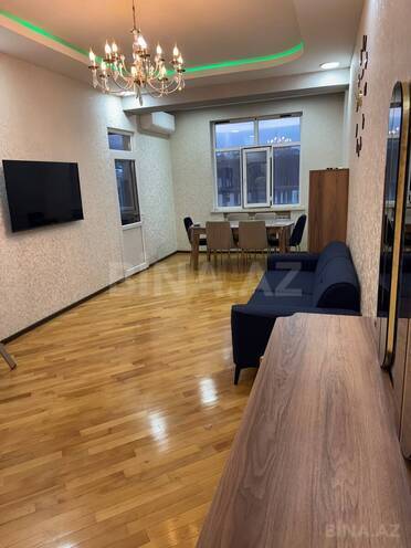 Продаётся 2-комн. новостройка 68 м², Абшеронcкий  р., photo 1 from 14