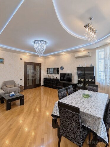Сдаётся 2-комн. новостройка 100 м², м. 8 ноября, photo 3 from 32