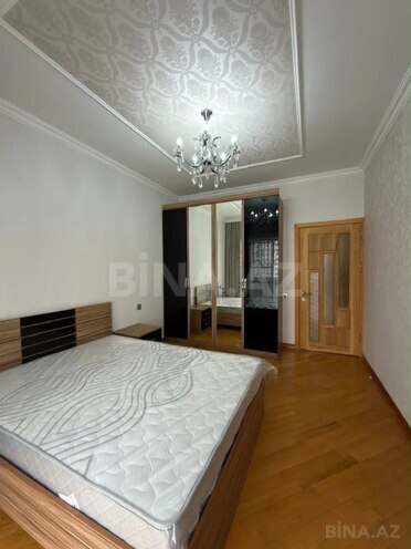 Продаётся 3-комн. вторичка 80 м², м. Ази Асланов, photo 6 from 11