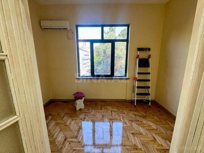 Сдается 3-комн. вторичка 69.4 м², м. Элмляр Академиясы, photo 13 from 21