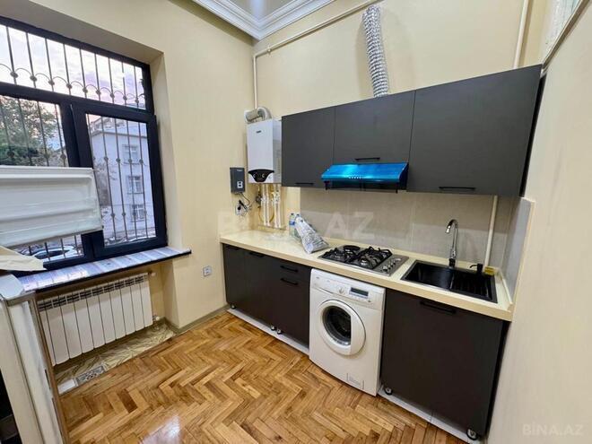 Сдается 3-комн. вторичка 69.4 м², м. Элмляр Академиясы, photo 3 from 21