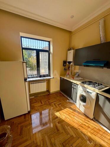 Сдается 3-комн. вторичка 69.4 м², м. Элмляр Академиясы, photo 9 from 21