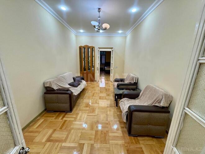 Сдается 3-комн. вторичка 69.4 м², м. Элмляр Академиясы, photo 4 from 21