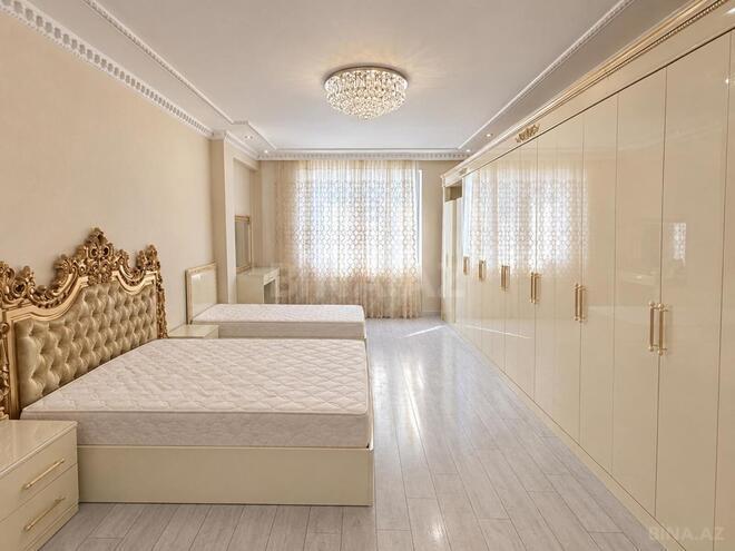 Сдаётся 3-комн. новостройка 234 м², м. Низами, photo 3 from 17