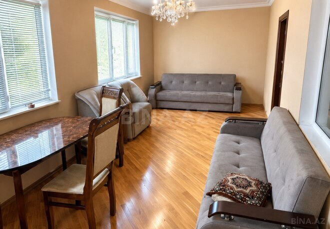 Сдается 3-комн. вторичка 100 м², м. 8 ноября, photo 1 from 7