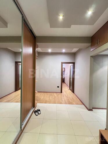 Сдается 2-комн. новостройка 90 м², м. Кара Караев, photo 13 from 15