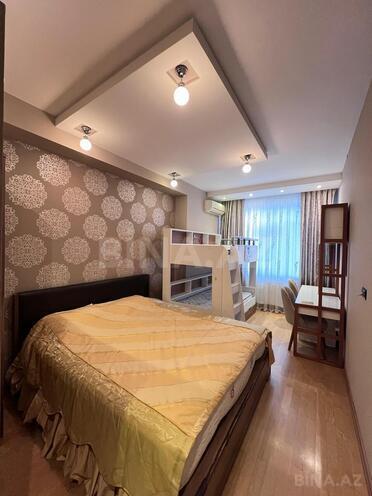 Сдается 2-комн. новостройка 90 м², м. Кара Караев, photo 6 from 15