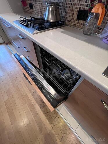 Сдается 2-комн. новостройка 90 м², м. Кара Караев, photo 8 from 15