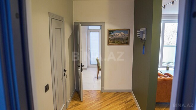 Сдается 2-комн. новостройка 70 м², м. Ичеришехер, photo 11 from 18