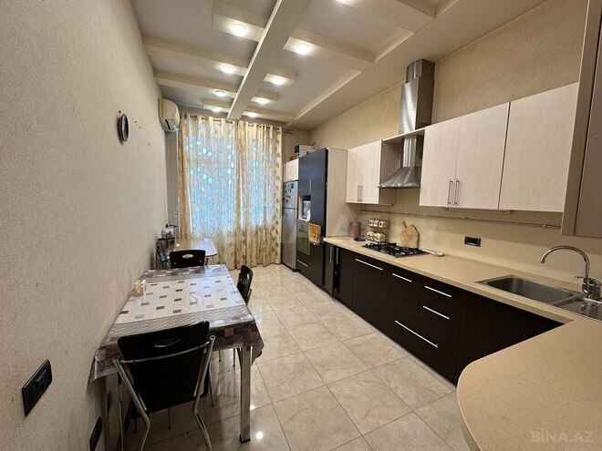 İcarəyə verilir 3 otaqlı yeni tikili 156 m², 28 May m., photo 8 from 14