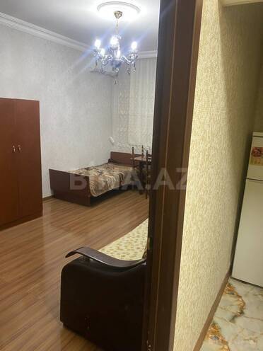 Продается 1-комн. вторичка 39 м², м. Мемар Аджеми, photo 1 from 8