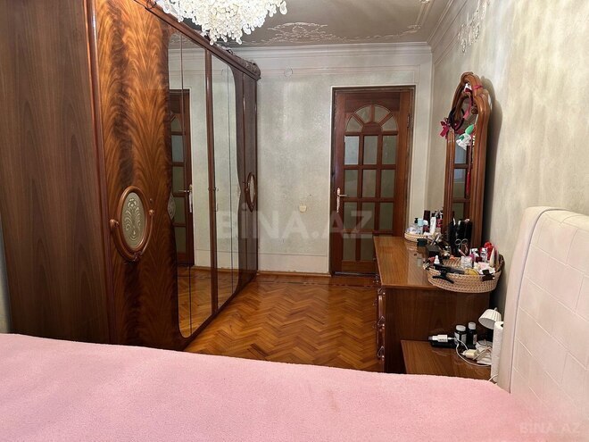 Продаётся 3-комн. вторичка 80 м², м. Элмляр Академиясы, photo 6 from 15