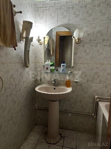 Продаётся 3-комн. вторичка 80 м², м. Элмляр Академиясы, photo 8 from 15
