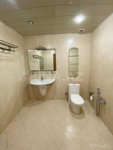 İcarəyə verilir 4 otaqlı yeni tikili 200 m², 28 May m., photo 16 from 20