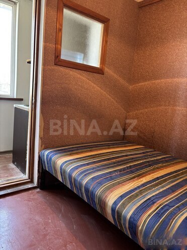 Продаётся 2-комн. вторичка 40 м², м. Ази Асланов, photo 3 from 9