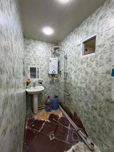 Satılır 4 otaqlı köhnə tikili 110 m², Qara Qarayev m., photo 18 from 20