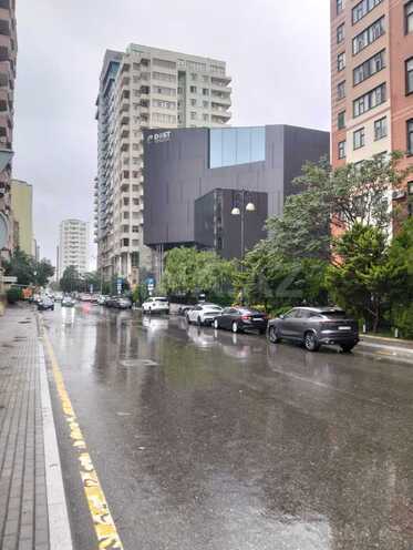 Satılır 2 otaqlı köhnə tikili 81 m², Elmlər Akademiyası m., photo 17 from 18