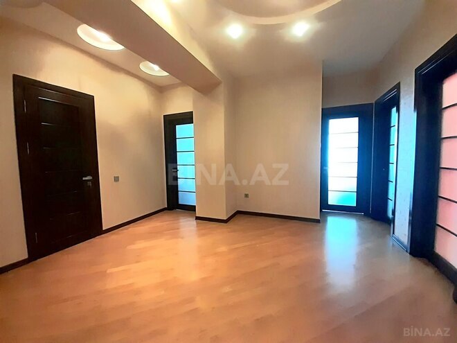 Продается 3-комн. новостройка 104 м², м. Кара Караев, photo 5 from 14