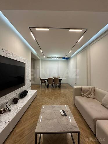 Satılır 2 otaqlı yeni tikili 94 m², 8 Noyabr m., photo 1 from 12
