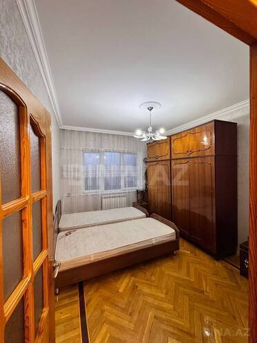 Сдается 3-комн. вторичка 80 м², м. Азадлыг проспекти, photo 4 from 14