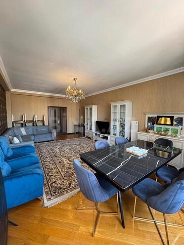 Продается 3-комн. новостройка 147 м², м. Элмляр Академиясы, photo 1 from 13