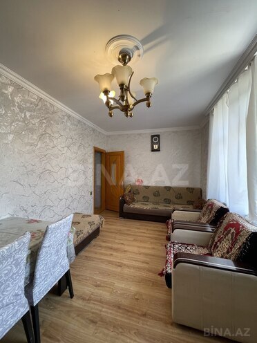 Satılır 2 otaqlı köhnə tikili 60 m², Hövsan q., photo 4 from 15