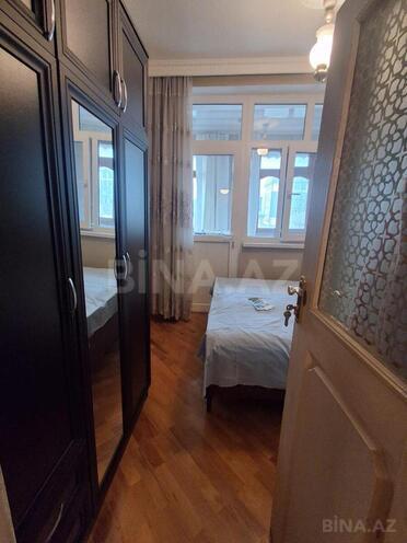 Satılır 1 otaqlı köhnə tikili 50 m², photo 8 from 17