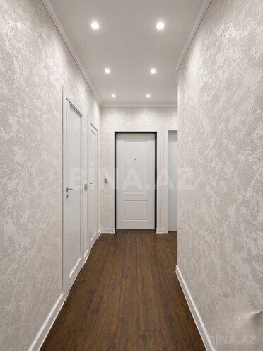 Продается 3-комн. вторичка 70 м², м. Ази Асланов, photo 9 from 14