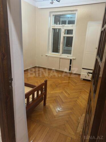 Сдаётся 3-комн. вторичка 60 м², м. Нефтчиляр, photo 6 from 11