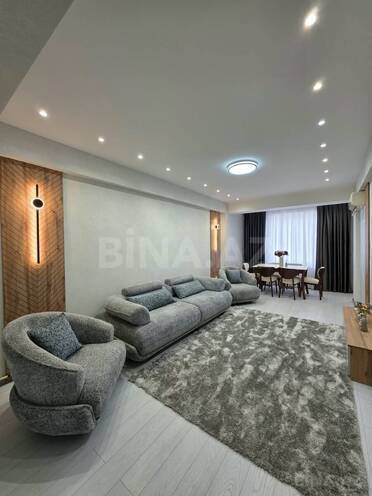 Продаётся 2-комн. новостройка 68 м², м. Ази Асланов, photo 1 from 17