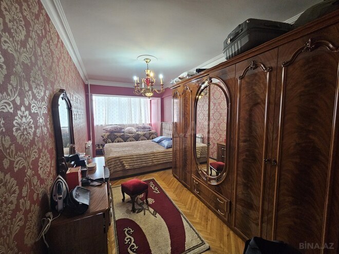 Продаётся 2-комн. вторичка 63 м², м. Иншаатчылар, photo 7 from 18