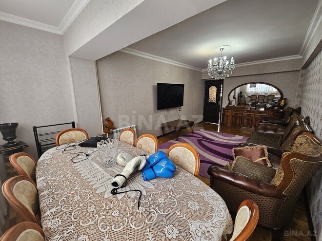 Продаётся 2-комн. вторичка 63 м², м. Иншаатчылар, photo 5 from 18
