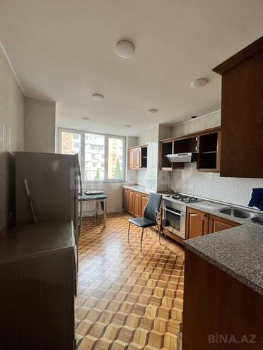 Сдается 4-комн. вторичка 85 м², м. Азадлыг проспекти, photo 11 from 19