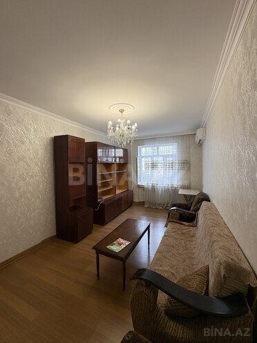Сдаётся 2-комн. вторичка 65 м², м. Ази Асланов, photo 14 from 16