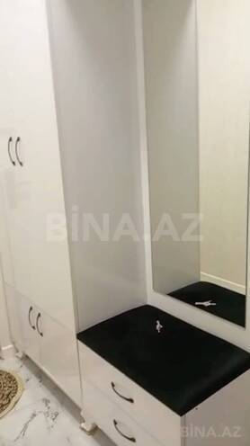 Продаётся 2-комн. вторичка 40 м², м. Ази Асланов, photo 5 from 10