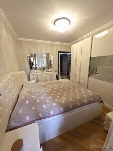 Satılır 4 otaqlı köhnə tikili 120 m², Bakıxanov q., photo 18 from 32
