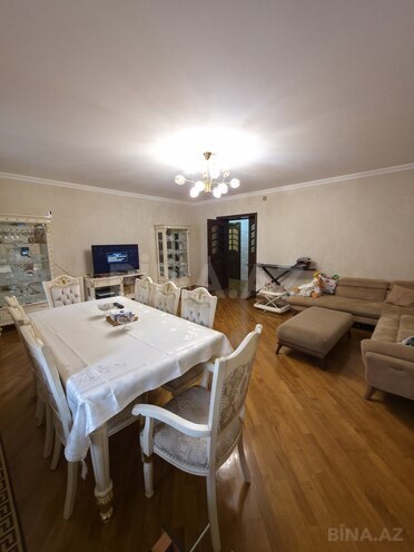 Satılır 4 otaqlı köhnə tikili 120 m², Bakıxanov q., photo 7 from 32