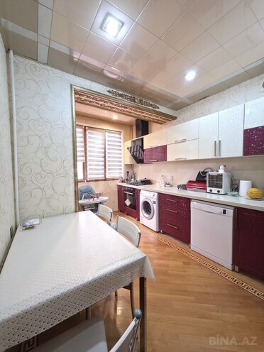 Satılır 4 otaqlı köhnə tikili 120 m², Bakıxanov q., photo 22 from 32