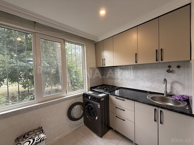 Продается 2-комн. вторичка 40 м², м. Нефтчиляр, photo 7 from 13